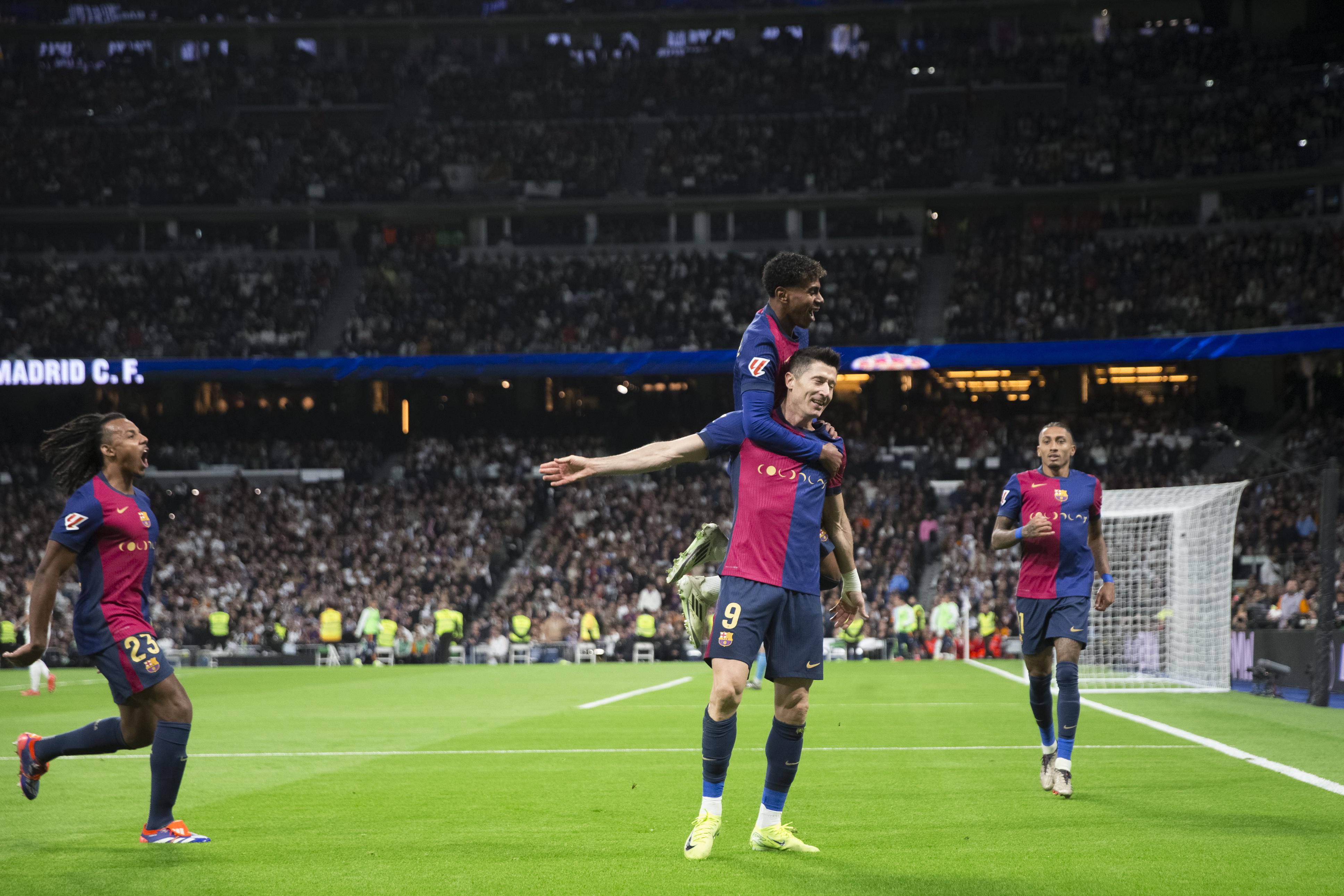 维斯并列成, 场的帽子戏 维斯并列成, 场的帽子戏